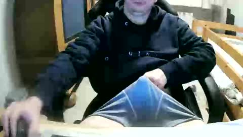 Snapshot of cuteboy090 chatting on 02.22.26 Cuteboy090 online show from 02.22.26