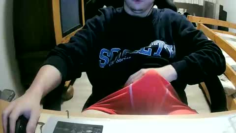 Snapshot of cuteboy090 chatting on 03.18.26 Cuteboy090 online show from 03.18.26