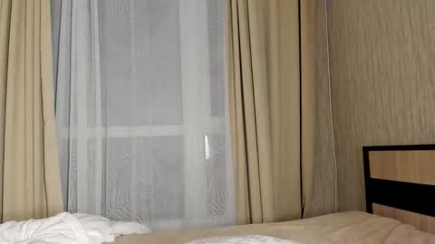 cutebuttslutty online show from 01.01.25