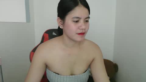 Snapshot of cutecindy2000 chatting on 03.05.25 cutecindy2000 online show from 03.05.25