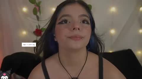 Snapshot of cutee_andrea chatting on 06.22.26 Andrea 3 online show from 06.22.26