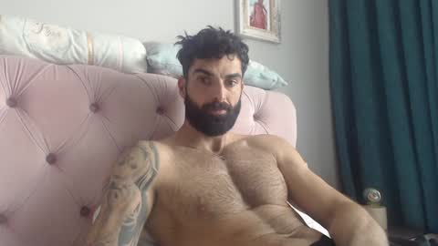 Snapshot of cuteeboy chatting on 01.26.25 cuteeboy online show from 01.26.25