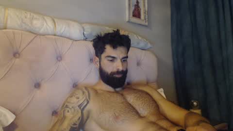 Snapshot of cuteeboy chatting on 01.26.25 cuteeboy online show from 01.26.25