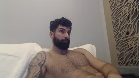 Snapshot of cuteeboy chatting on 01.26.25 cuteeboy online show from 01.26.25