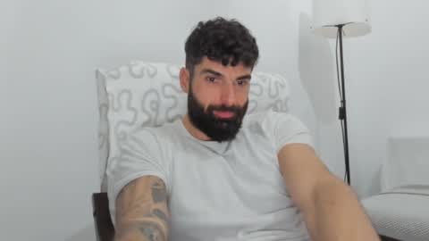 Snapshot of cuteeboy chatting on 02.26.25 cuteeboy online show from 02.26.25