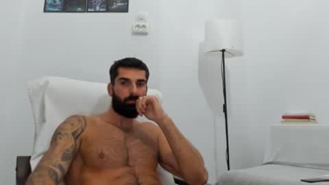 Snapshot of cuteeboy chatting on 10.04.25 cuteeboy online show from 10.04.25