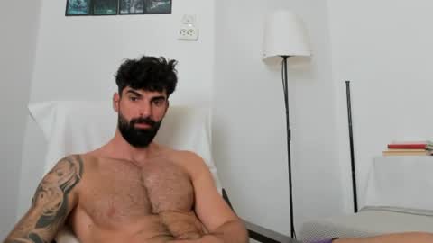 Snapshot of cuteeboy chatting on 06.15.26 cuteeboy online show from 06.15.26