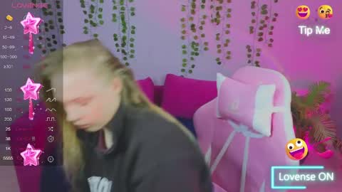 Amyy online show from 04.20.26
