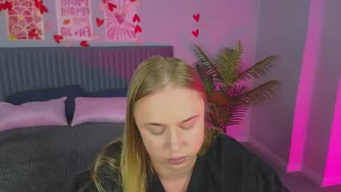 Snapshot of cutefever chatting on 06.30.26 Amyy online show from 06.30.26