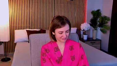 cutemirage online show from 04.21.26