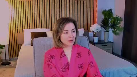 cutemirage online show from 04.23.26