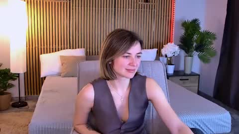 cutemirage online show from 04.30.26