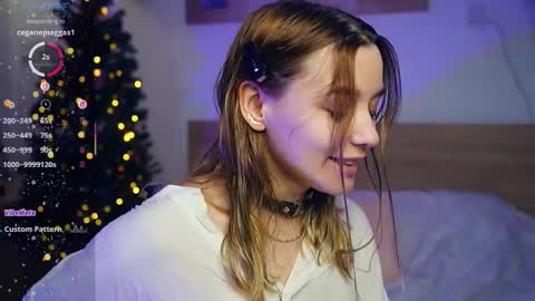 Snapshot of cutenass chatting on 01.13.26 Mary online show from 01.13.26