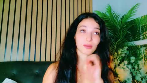 cuteness__girl online show from 09.11.25