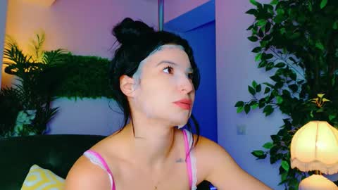 cuteness__girl online show from 09.18.25