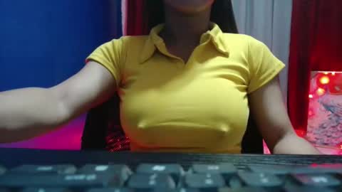 Snapshot of cutepinay143 chatting on 05.02.26 isabel online show from 05.02.26