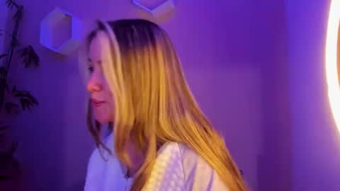 Snapshot of cutesamantha_ chatting on 05.14.26 cutesamantha_ online show from 05.14.26