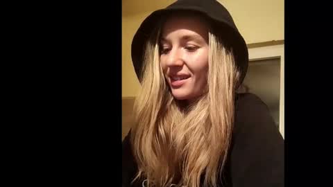 Silvia Sweetheart online show from 02.03.26