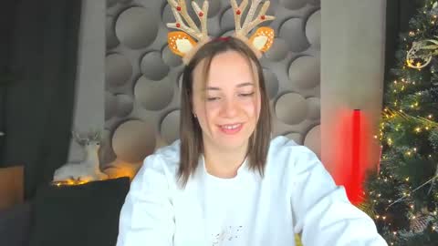 Snapshot of cutesmile_sharon chatting on 12.27.24 cutesmile sharon online show from 12.27.24