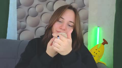 Snapshot of cutesmile_sharon chatting on 02.24.25 cutesmile sharon online show from 02.24.25