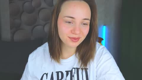 Snapshot of cutesmile_sharon chatting on 02.27.25 cutesmile sharon online show from 02.27.25