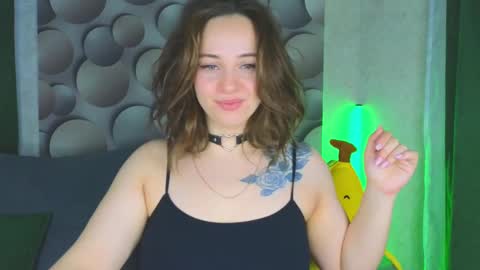 Snapshot of cutesmile_sharon chatting on 03.08.25 cutesmile sharon online show from 03.08.25