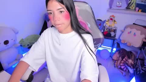 Snapshot of cutestephuwu chatting on 10.17.25  - independent model online show from 10.17.25