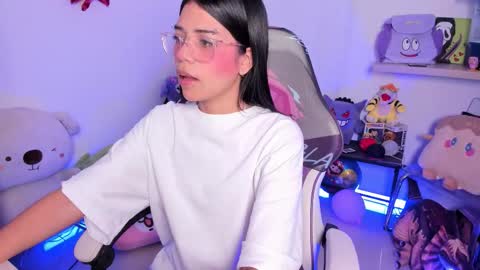 Snapshot of cutestephuwu chatting on 10.18.25  - independent model online show from 10.18.25