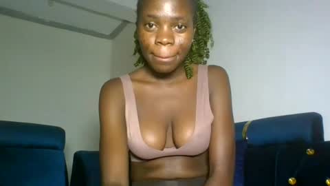 Snapshot of cutie_plush chatting on 07.19.26 cutieplush online show from 07.19.26