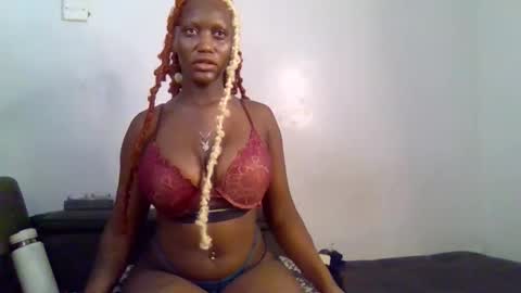 CUTIE online show from 04.04.26