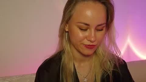 cutie_xoxo_ online show from 06.12.26