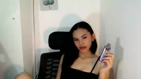 cutiee_lily2 online show from 04.24.26