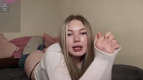 Julie  online show from 03.25.26