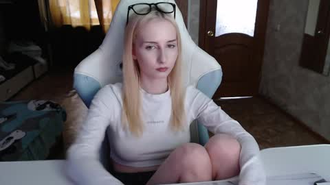 Cutti Crystal online show from 04.24.26