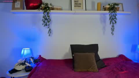 Laura online show from 04.29.26