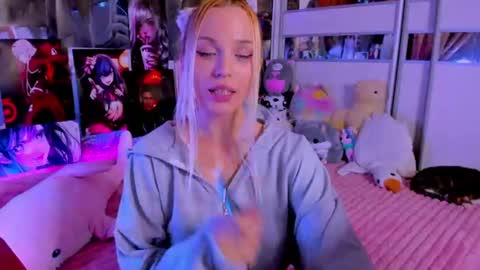 Nora online show from 06.11.26
