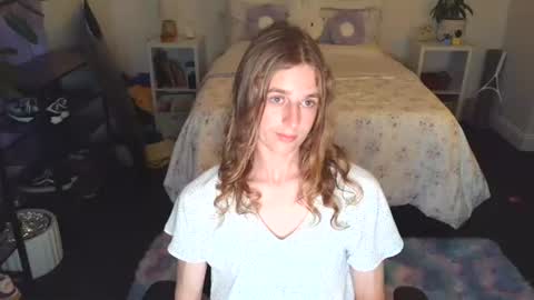 Snapshot of cvanb chatting on 07.31.26 Claire online show from 07.31.26