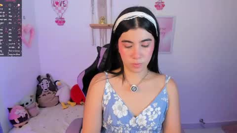 Snapshot of cyber_lizz chatting on 05.27.26 Liz online show from 05.27.26