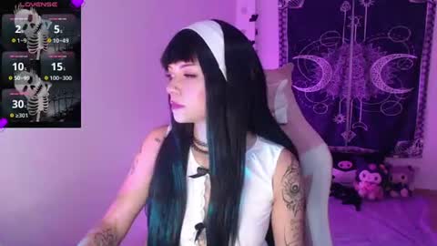 Snapshot of cyberd0ll66 chatting on 06.17.26 online show from 06.17.26