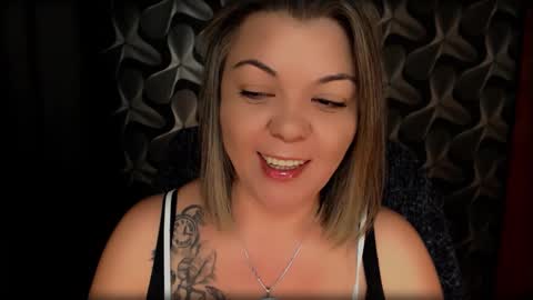 Snapshot of cyberdomme chatting on 02.01.25 Full time mean bitch. online show from 02.01.25