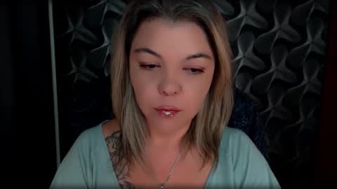 Snapshot of cyberdomme chatting on 09.28.25 Full time mean bitch. online show from 09.28.25