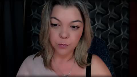 Snapshot of cyberdomme chatting on 11.29.25 Full time mean bitch. online show from 11.29.25