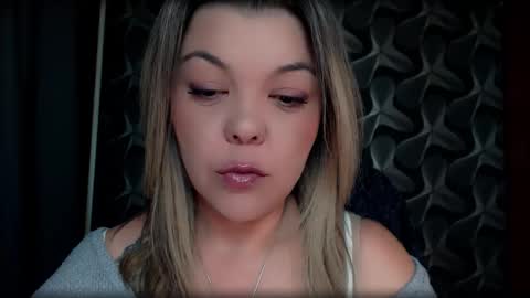 Snapshot of cyberdomme chatting on 02.02.26 Full time mean bitch. online show from 02.02.26