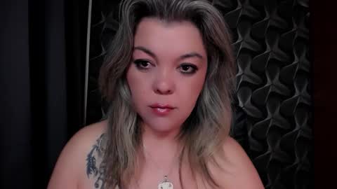 Snapshot of cyberdomme chatting on 06.01.26 Full time mean bitch. online show from 06.01.26