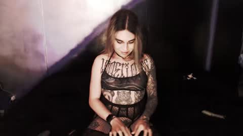 Nikki online show from 02.01.25