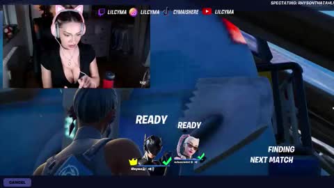 Snapshot of cymaishere chatting on 10.21.25 cymaishere online show from 10.21.25