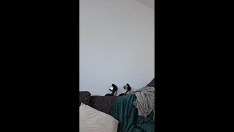 Cyndee Winter online show from 09.11.25