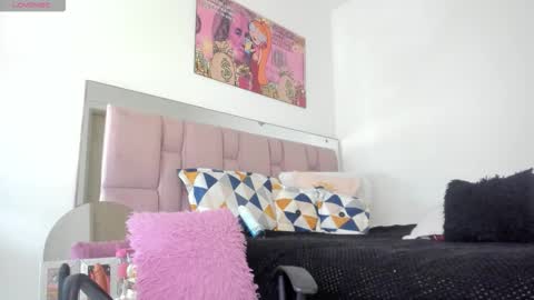 Snapshot of cynthiaa33 chatting on 03.03.26 cynthiaa33 online show from 03.03.26