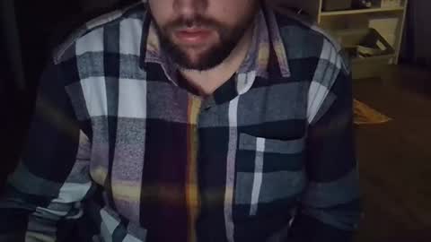 Snapshot of cyrsug chatting on 10.27.25 cyrsug online show from 10.27.25