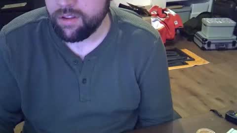 Snapshot of cyrsug chatting on 11.10.25 cyrsug online show from 11.10.25